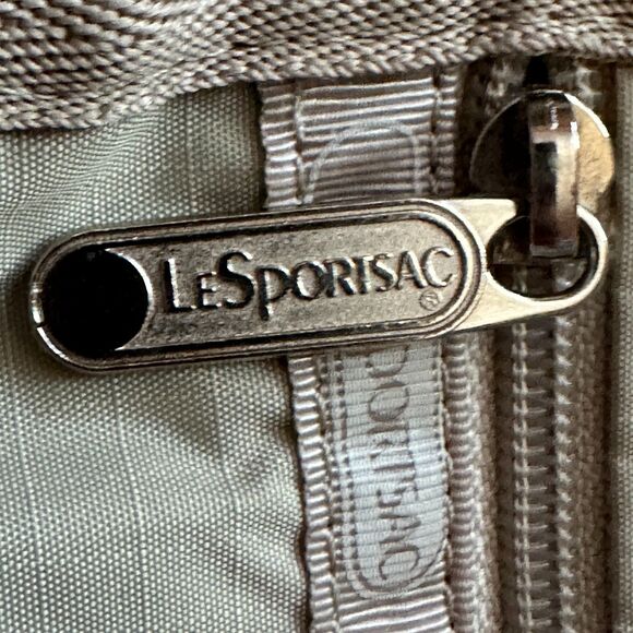 LeSportsac Beige Crossbody Shoulder Bag - Picture 2 of 10